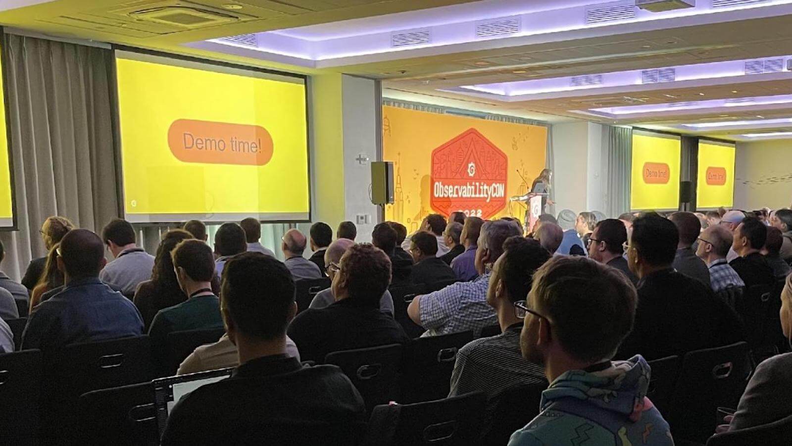 An image of audience members at ObservabilityCON 2022